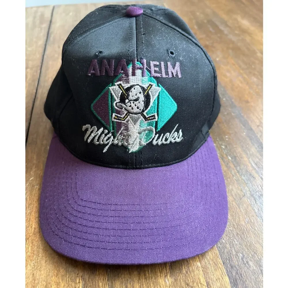 Vintage Anaheim Mighty Ducks CCM Snapback Hat Cap  NHL 90s Hockey Embroidered